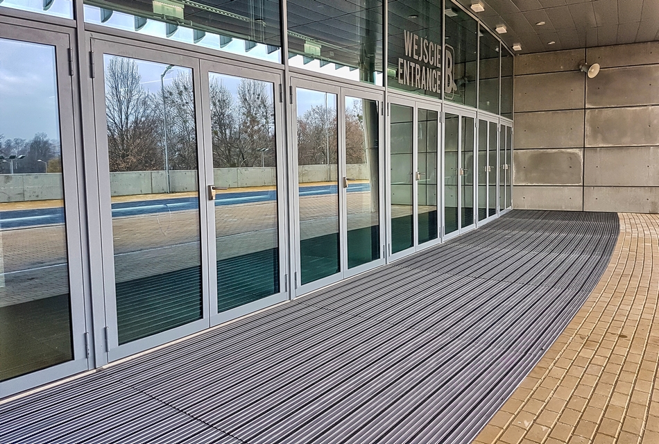 Fußmatten mit Gummieinlage für den Außenbereich